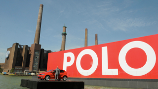 Illustration for article titled BMW Sues Saab, VW Eyes Small SUV, And GM Workers Unstitch